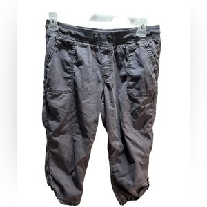 Sonoma Women's Gray Capris